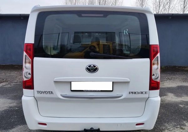 Toyota ProAce cena 48900 przebieg: 114400, rok produkcji 2015 z Sochaczew małe 211